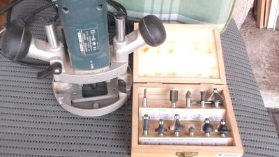 Black und Decker Fräsmaschine m. Zubehör