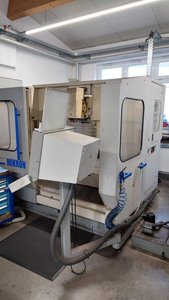 Bearbeitungszentrum Fräsmaschine Mikron UMS 710-900 3-Achs 44 WKZ