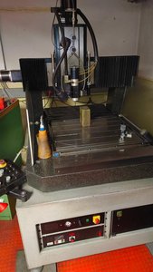 Maszyna do grawerowania i frezowania CNC Long Impala 400