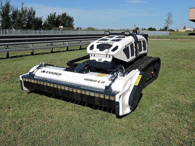 Hymach G70 Mulchlaupe Funkraupe Mähraupe Device Carrier Forstraupe