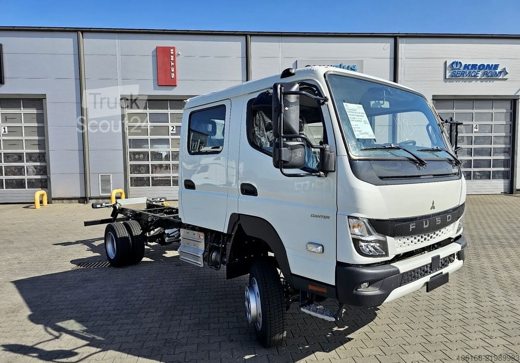 Автомобільний шасі Fuso Canter 6C18 Doka 4x4 новий