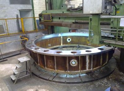 SCHIESS VBM 18 pionowa tokarka z cnc