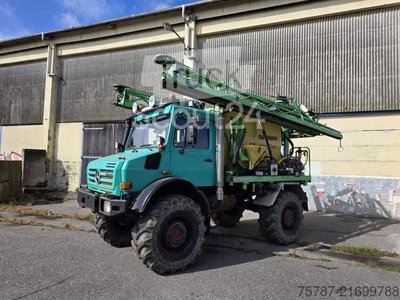шасі вантажівки UNIMOG U5000 4x4 шасі, стоячий клімат, 4374/45 використовується