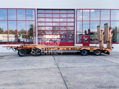 Low loader trailer Müller Mitteltal T4 Compact 40,0 4 axles low loader trailer used