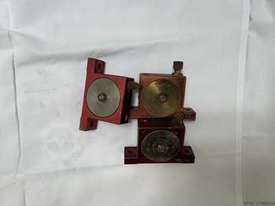Jensen Lint Screen Shacker