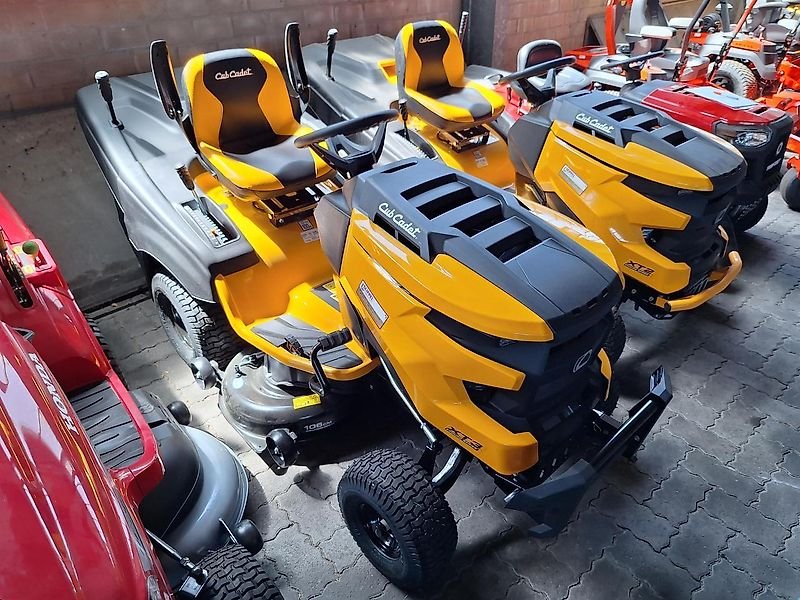 Cub Cadet CUB САДЕТ XT3 QR106 RASENTRAKTOR