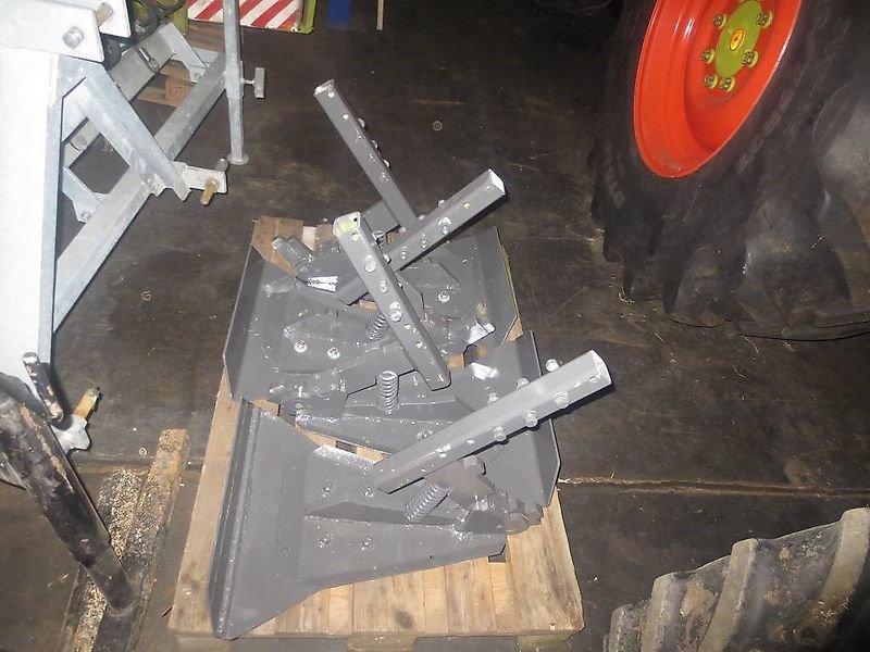 Claas Conspeed 6-12 reihig ETs 03-17 / Bearing corn screws