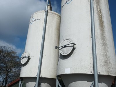 TUNETANKEN GFK Schrotsilo / outdoor silo 13.7 t with manhole Other stable technology