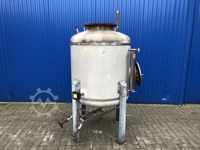 Zbiornik ze stali nierdzewnej 600L z izolacją