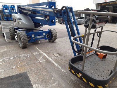 Нифтиліфт HR17NE