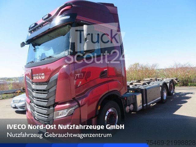 Используемый сменный грузовик IVECO AS260S46Y/FS CM CNG