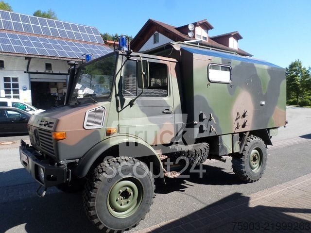 Грузовик с корпусной структурой MERCEDES-BENZ Unimog MIL 2 To U 1300 L Turbo Sanni