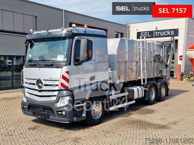 самосвал MERCEDES-BENZ Actros 2545 / для трупов животных / используется в масштабе