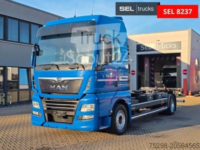 Замена шасси грузовика MAN TGX 18.460 4X2 LL/стенд кондиционера используется