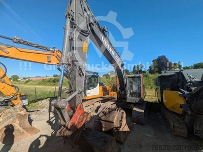 VOLVO EC 220 / SW + 2 ложки