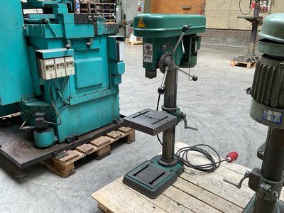 TNW 16 Bank drilling