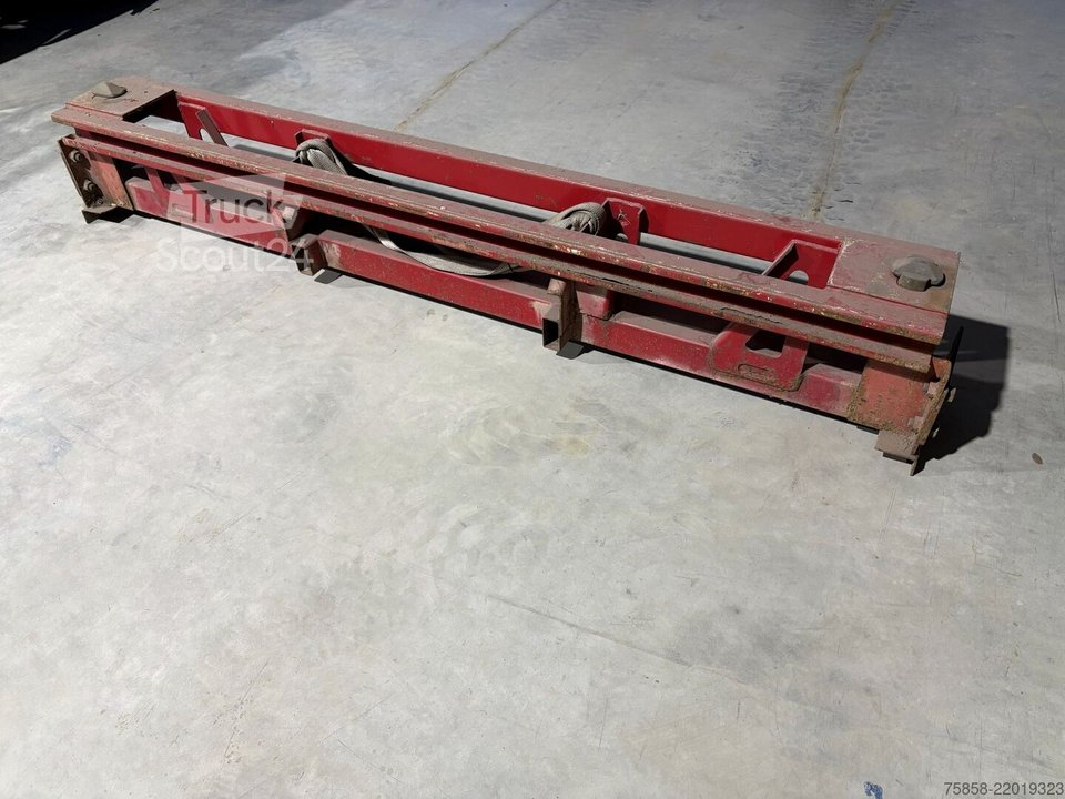 other compensating block for cranked low loaders used