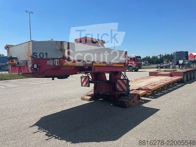 Low loader semi-trailer Goldhofer STZ VL4 46/80A articulated used