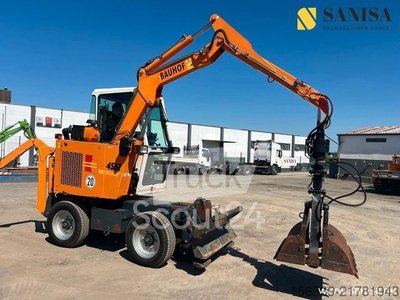 Mini excavator BOKI 4551 / Kiefer / Friedhofs excavator / 4x4 použitý
