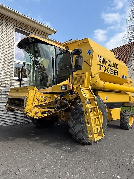 Nový Holland TX68 SKH