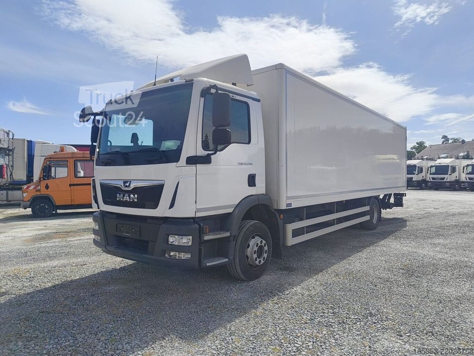 Корпус MAN TGM 15.290 використовується