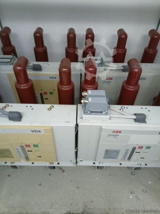 ABB vakuový vypínač VD4.24.12.25