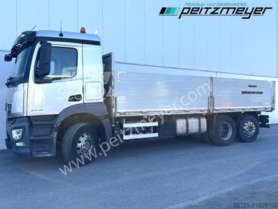 Використовується вантажівка з перевезенням (відкрито) Mercedes-Benz Antos 2543 LL