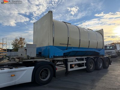 Танцювальні напівпричепи Контейнери для харчових продуктів 26500 L, 2 камери, опалювальні 20 футів з нержавіючої сталі