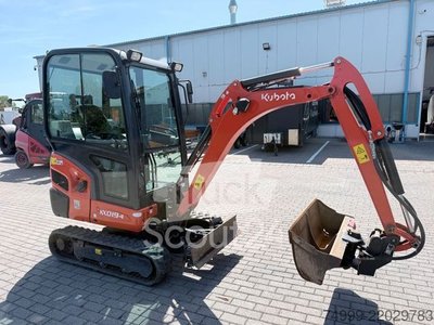Mini excavator KUBOTA Kubota KX 019-4 Mini excavator used with trailer