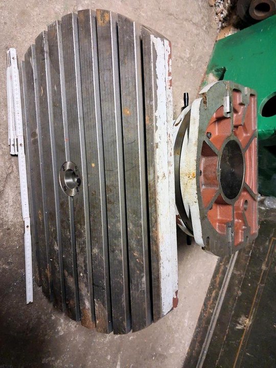 stroj stolního frézování ddr veb wmw lathe vyvrtávací stroj tos