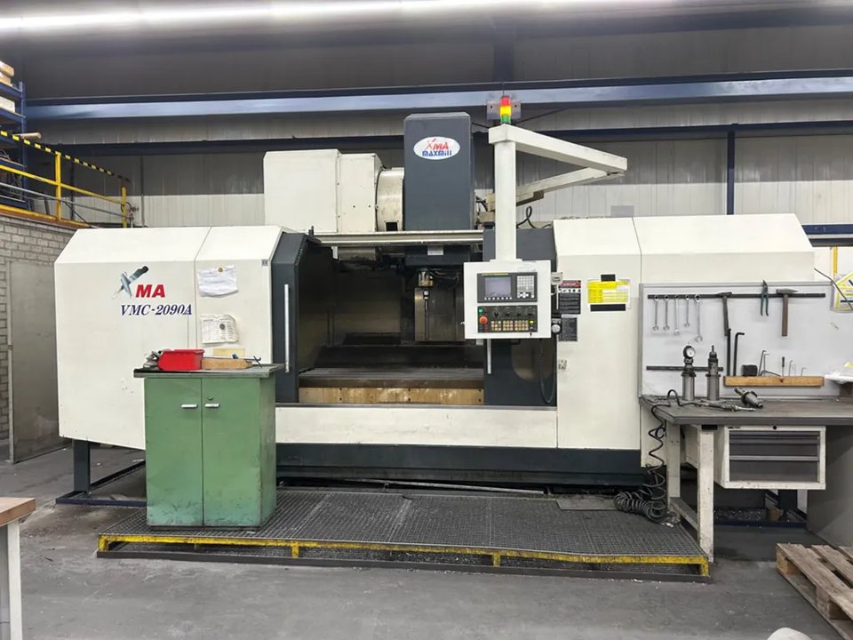 2007 MaxMill VMC-2090A CNC Універсальний машинний центр