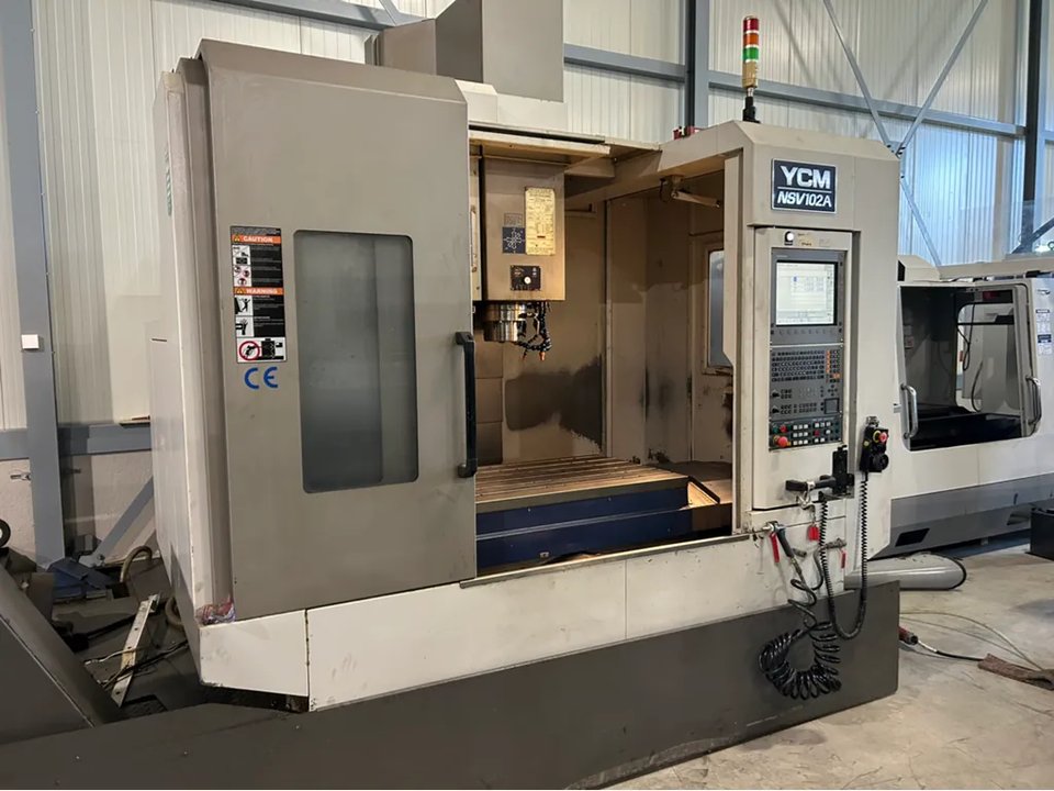 2007 YCM NSV 102A CNC Універсальний машинний центр