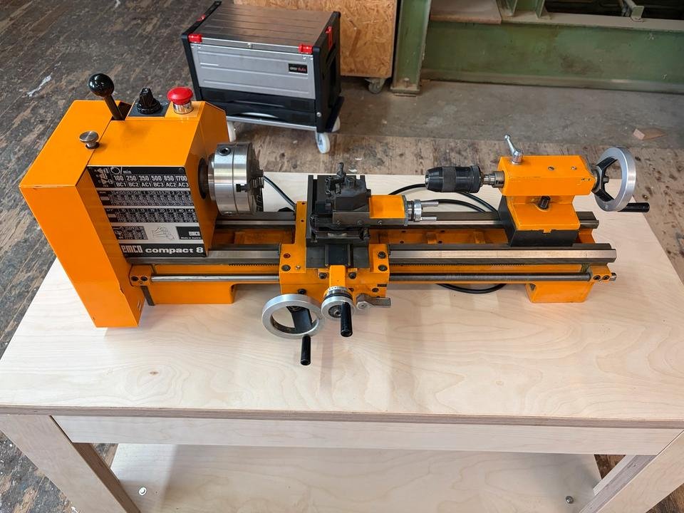 EMCO Compact 8 přesné soustružení