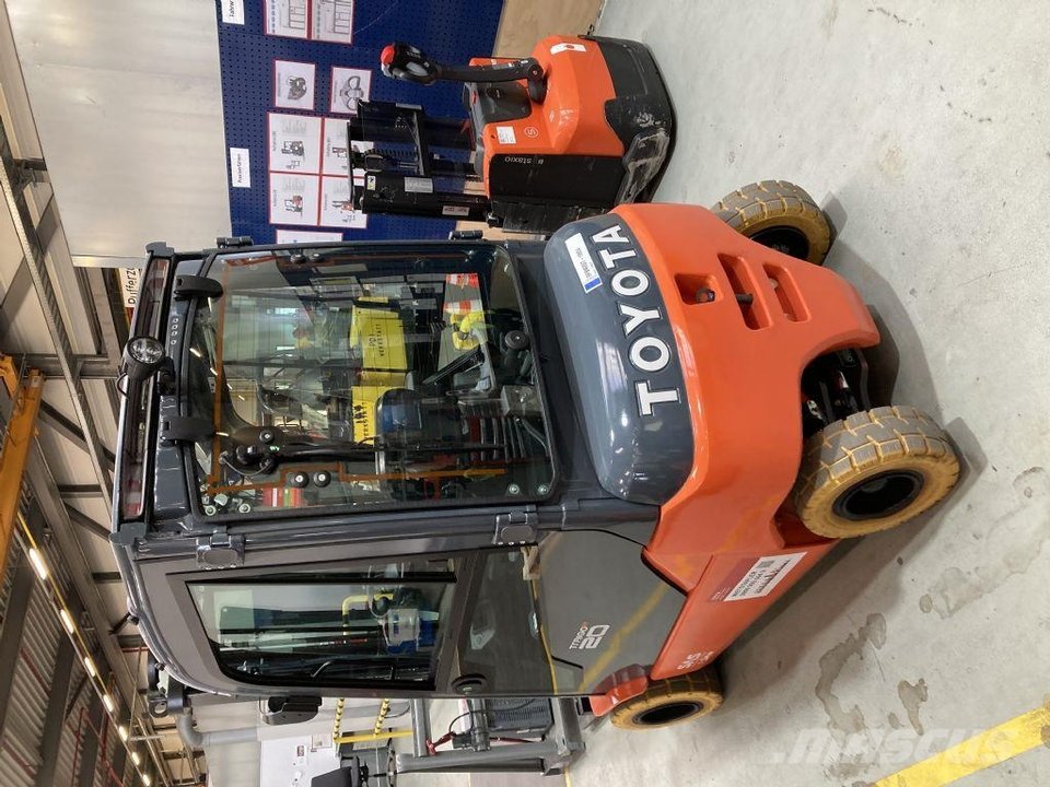 Toyota 8FBM20T
