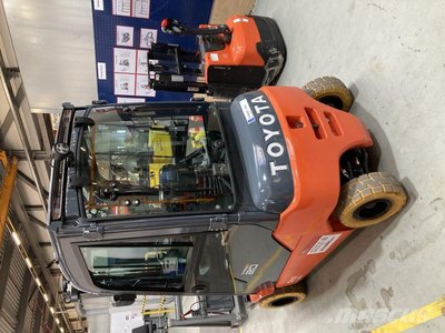 Toyota 8FBM20T