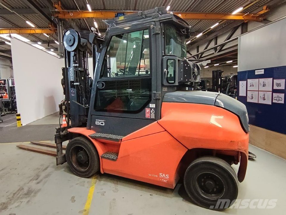 Toyota 9FBM60T