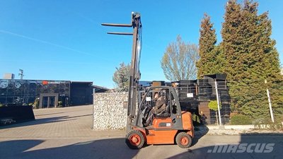 Nissan FD 25 Duplex do 4,5 m i 2,5 t, opony nowe