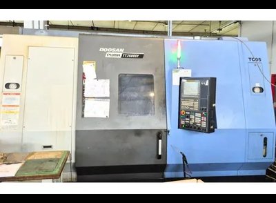 DOOSAN PUMA TT2500 SY CNC lathe