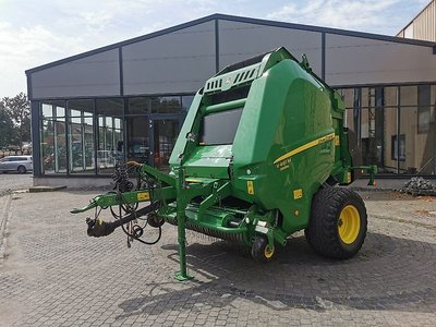John Deere V461M
