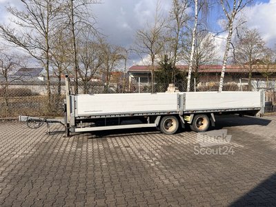 Підвіска з відкритим Pritsche Humbaur HBTZ 137224 14,4 t Tandem- Pritschenanhänger- Tieflader використовується