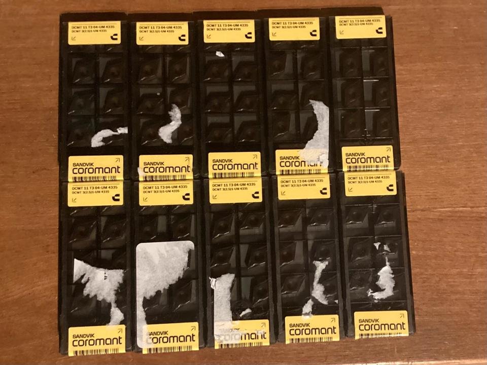 100x Wendeschneidplatten SANDVIK DCMT 11 T3 04-UM 4335 neu