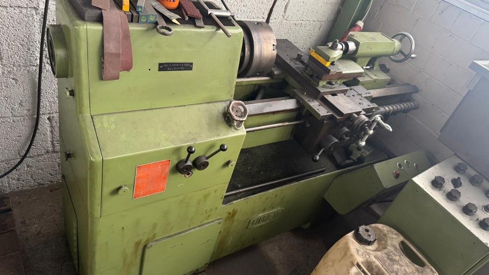 Lathe UMA 17 SRSM.H.N 11059
