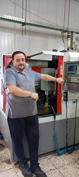 Technici pro ruční a CNC frézky a soustruhy