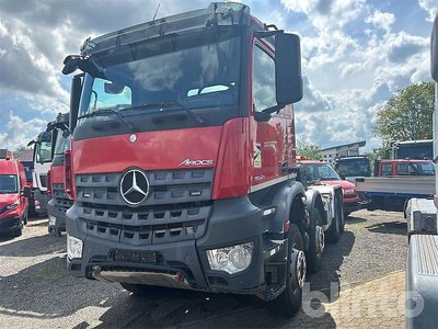 Mercedes-Benz AROCS 3243 K 8x4