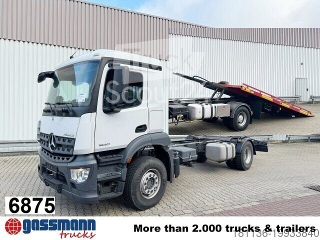 Автомобильный транспортный грузовик Mercedes-Benz Arocs 1840 L 4x2, MultimediaCockpit