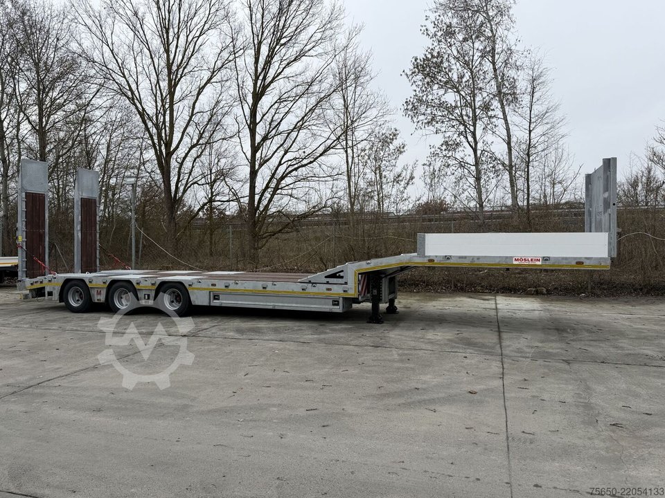 Möslein ST 3  3 Achs Satteltieflader neu