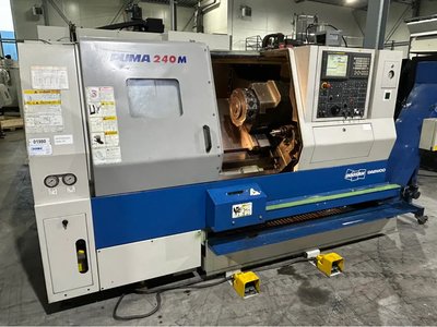 2006 Doosan Puma 240MB CNC lathe