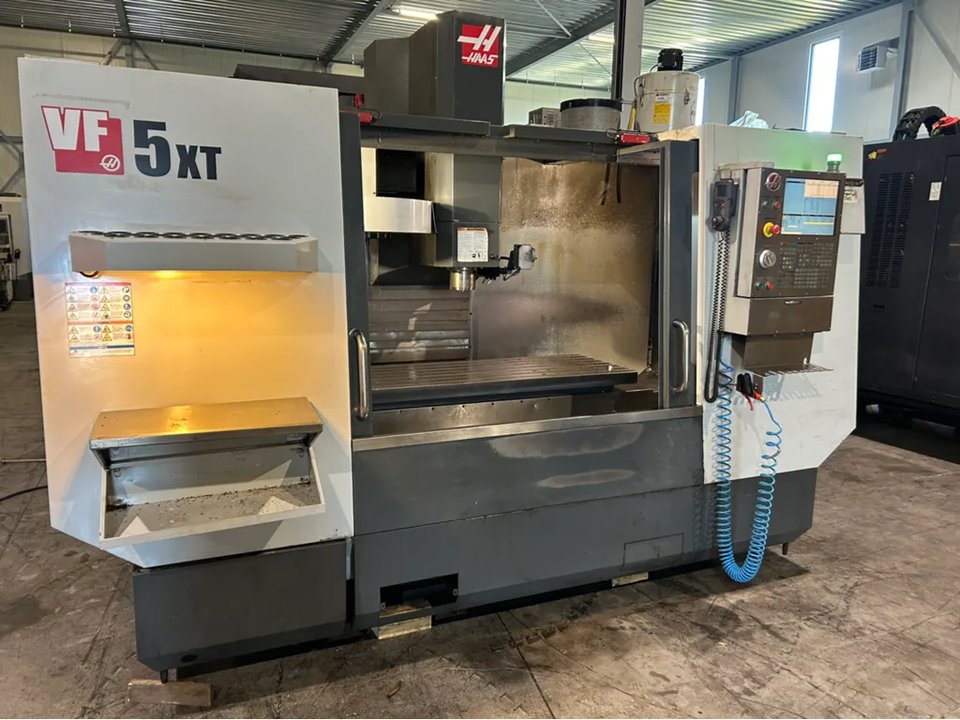 2014 Haas VF-5 / 40XT CNC Universal Maschinenzentrum