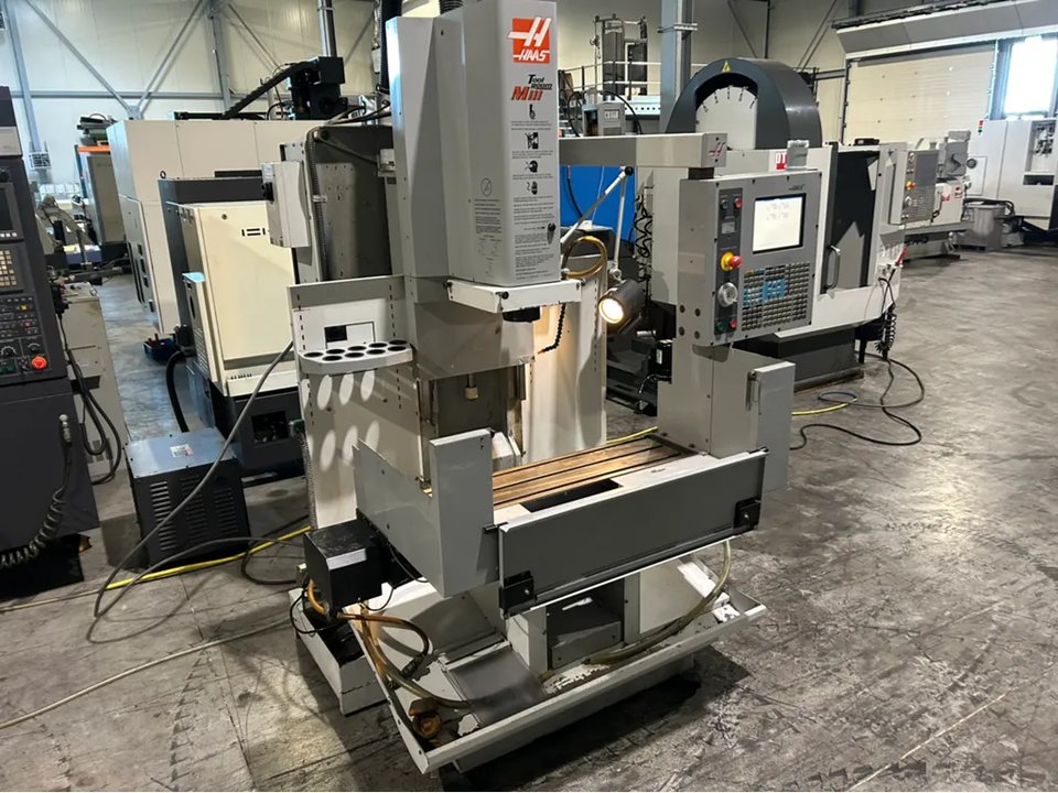 2006 Haas ToolRoom Fräsfräse 1CE CNC Universalmaschinenzentrum