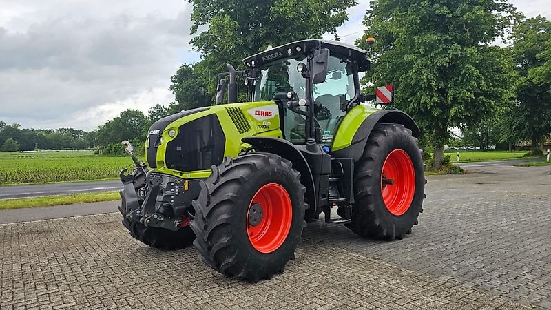 Claas Axion 810